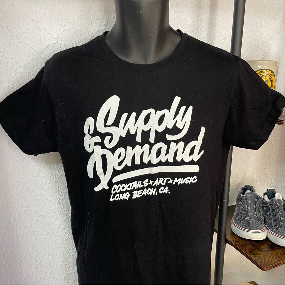 SUPPLY & DEMAND LONG BEACH CA. T-shirt.                                     T022